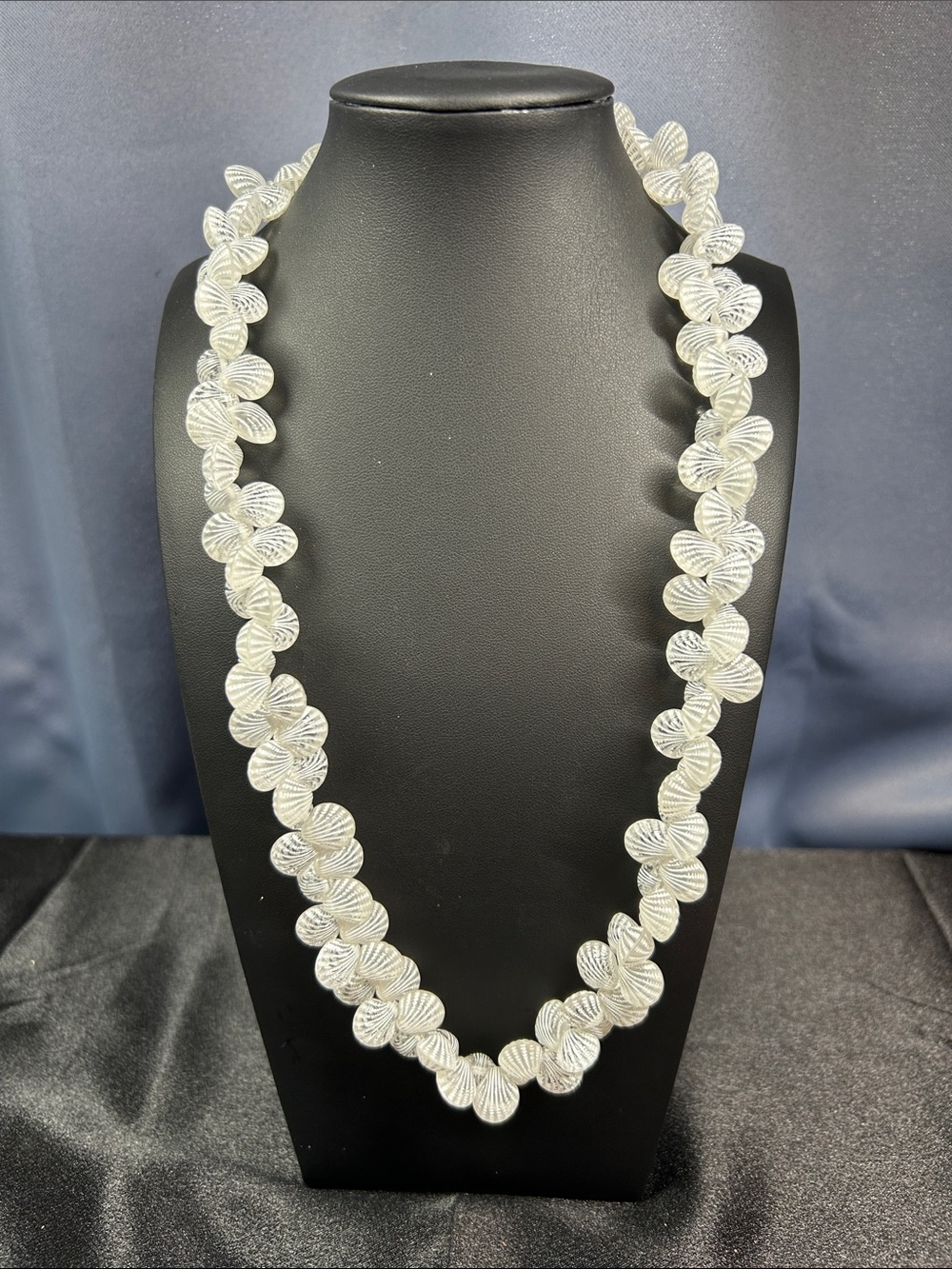 Vintage Molded White Shell Cluster Statement Necklace Retro